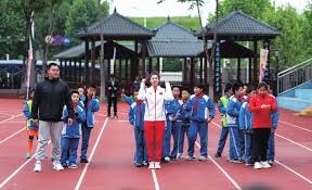 灰熊赢球关键！科沃德砍两双带队双杀快船，末节独砍11分