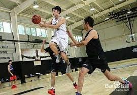 东契奇29+6+9詹姆斯17+5+9 湖人背靠背擒快船6连胜