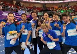 宝刀未老！53岁齐达内再现马赛回旋，戏耍大美女后轻盈破门